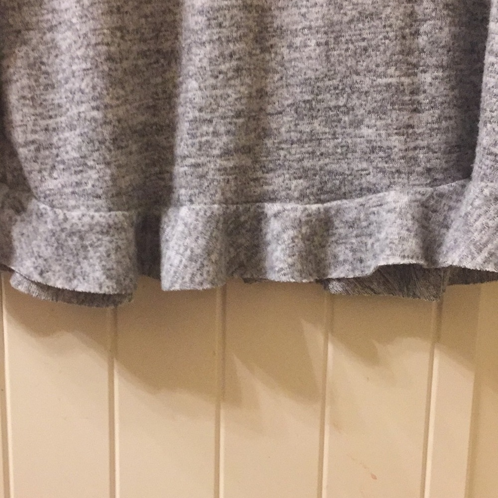 Sweater - Picture 5 of 5